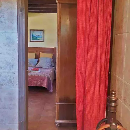 La Casa De La Vieja * Nava